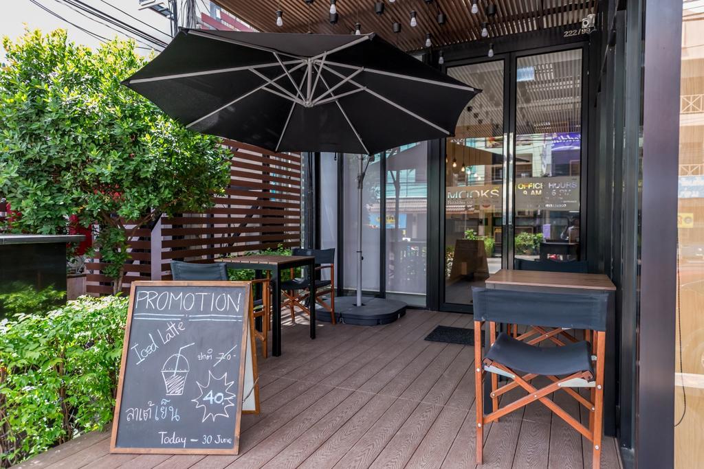 Mooks Residence Pattaya Bagian luar foto