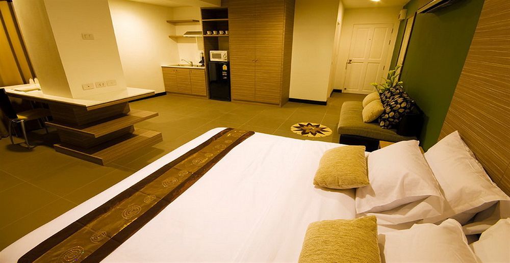 Mooks Residence Pattaya Bagian luar foto
