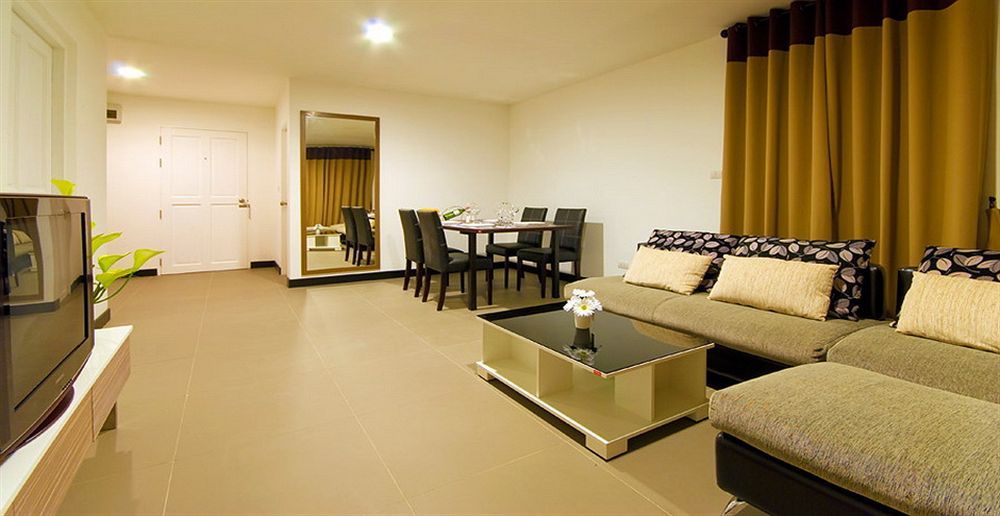 Mooks Residence Pattaya Bagian luar foto