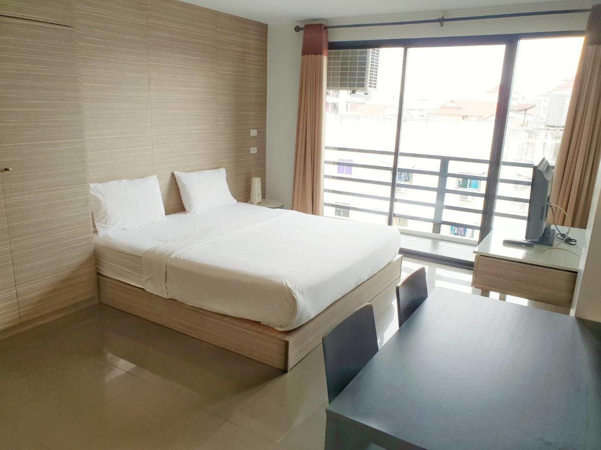 Mooks Residence Pattaya Bagian luar foto