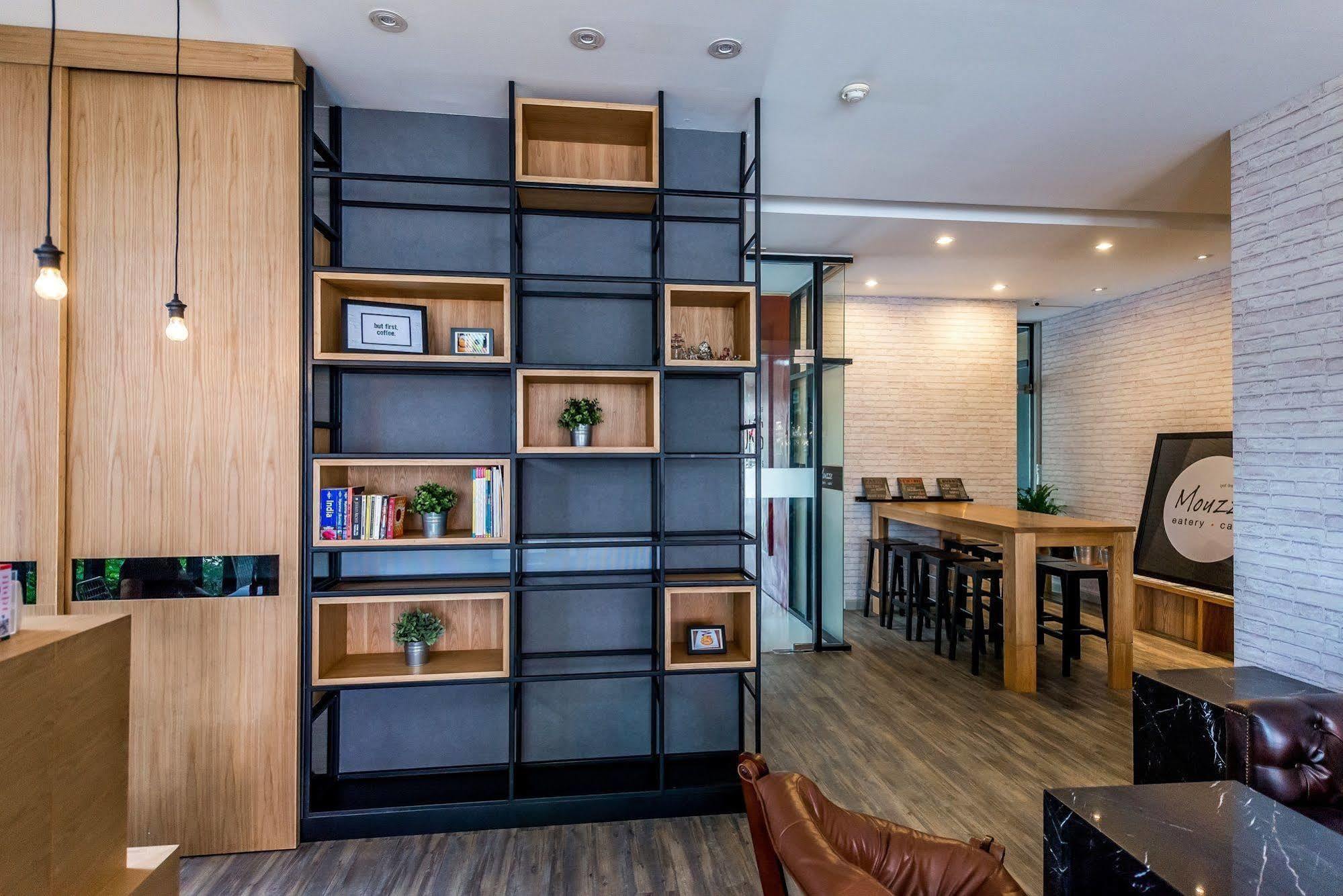 Mooks Residence Pattaya Bagian luar foto